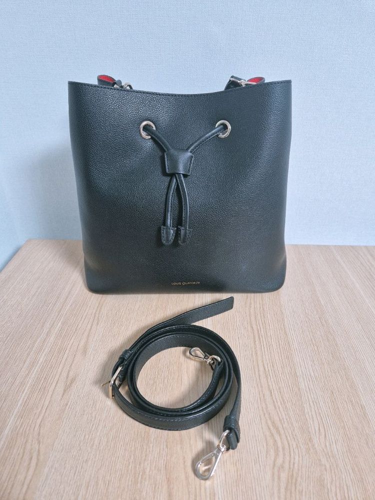 루이까또즈 버킷백 여성 소가죽 가방 핸드백 이미지