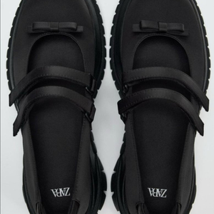(새상품) ZARA 자라 리본 스포티 발레리나 플랫슈즈