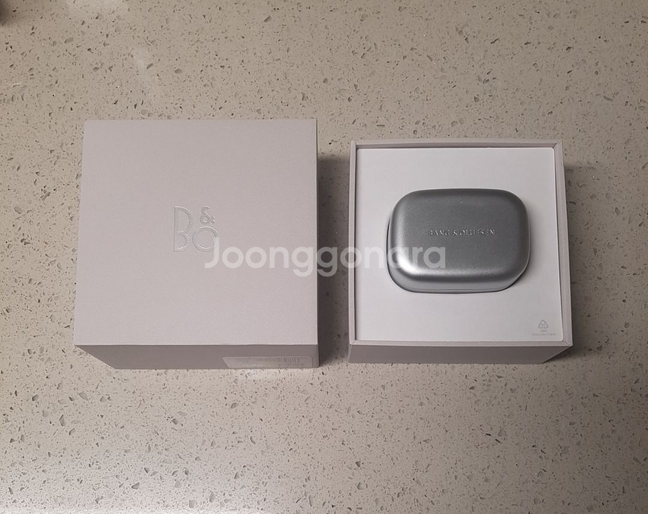 뱅앤올룹슨 일레븐 젠하이저 모멘텀4 팝니다--0