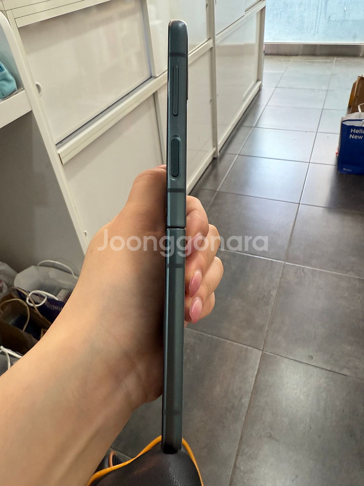 갤럭시Z플립3 256GB 그린 /Y878--1