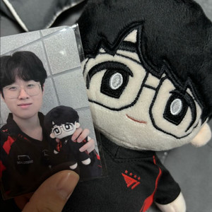 T1 티원 제우스 인형 ( 현 한화생명 )
