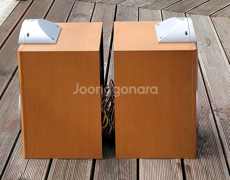 JBL 우퍼 내장 스피커 팝니다--3