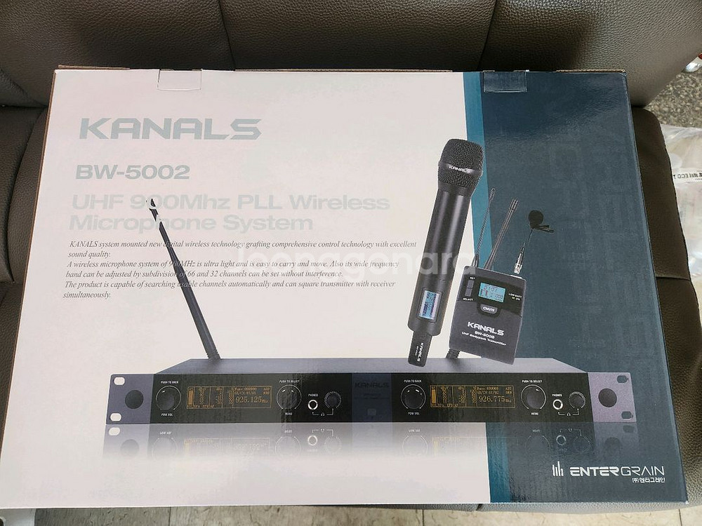무선마이크 BW5002 2체널 900MH 입니다--0
