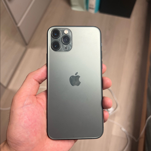 아이폰 11 pro 256 팝니다.