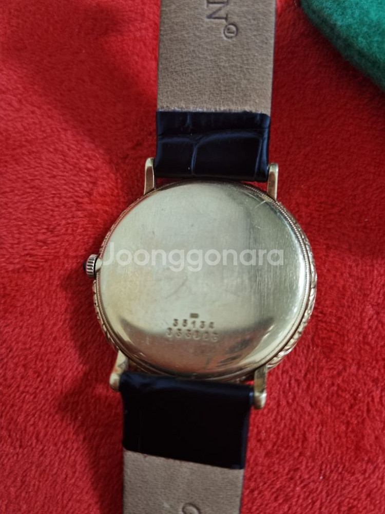 보메메르시에 금통시계 18k--1