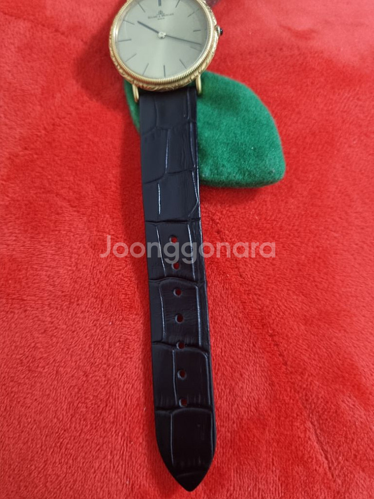 보메메르시에 금통시계 18k--4