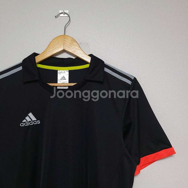 (95) ADIDAS 아디다스 네온 축구 반팔티--1