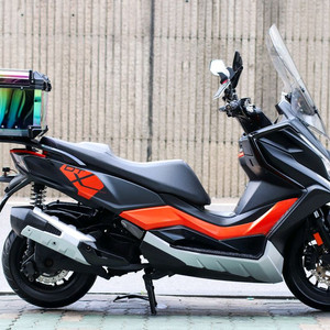 dtx125 킴코 2023년식 오토바이 판매합니다