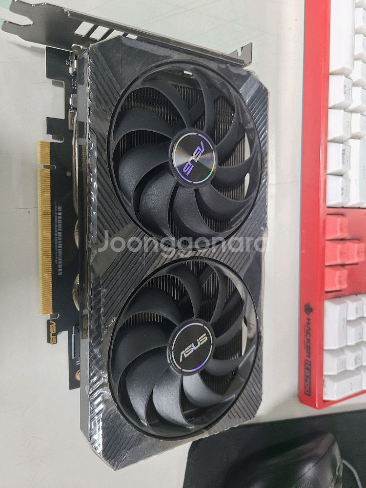 ASUS RTX 3060TI 비닐부착상태--0