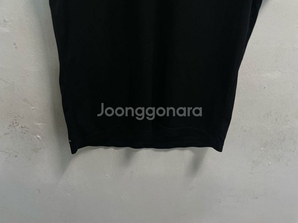 100-105 아디다스 기능성 스판 반팔티--2