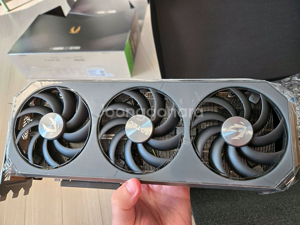 조텍 5070ti amp extreme 판매합니다.--2