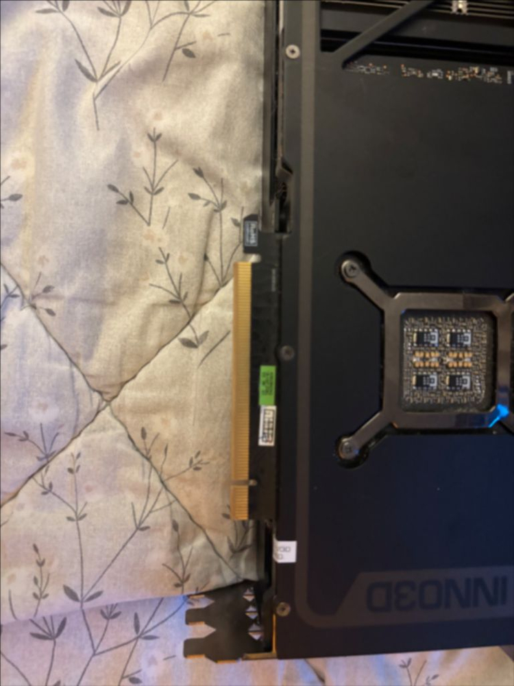 INNO3D RTX 4090 팝니다--1