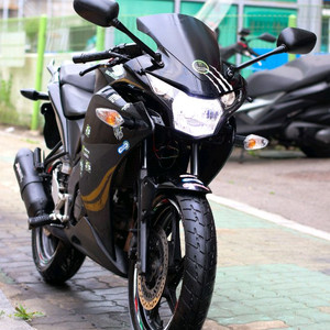 cbr125r 혼다 2011년식 오토바이 판매합니다