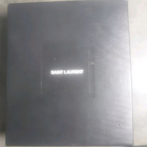 생로랑 입생로랑 모노그램 퀄티 카드지갑