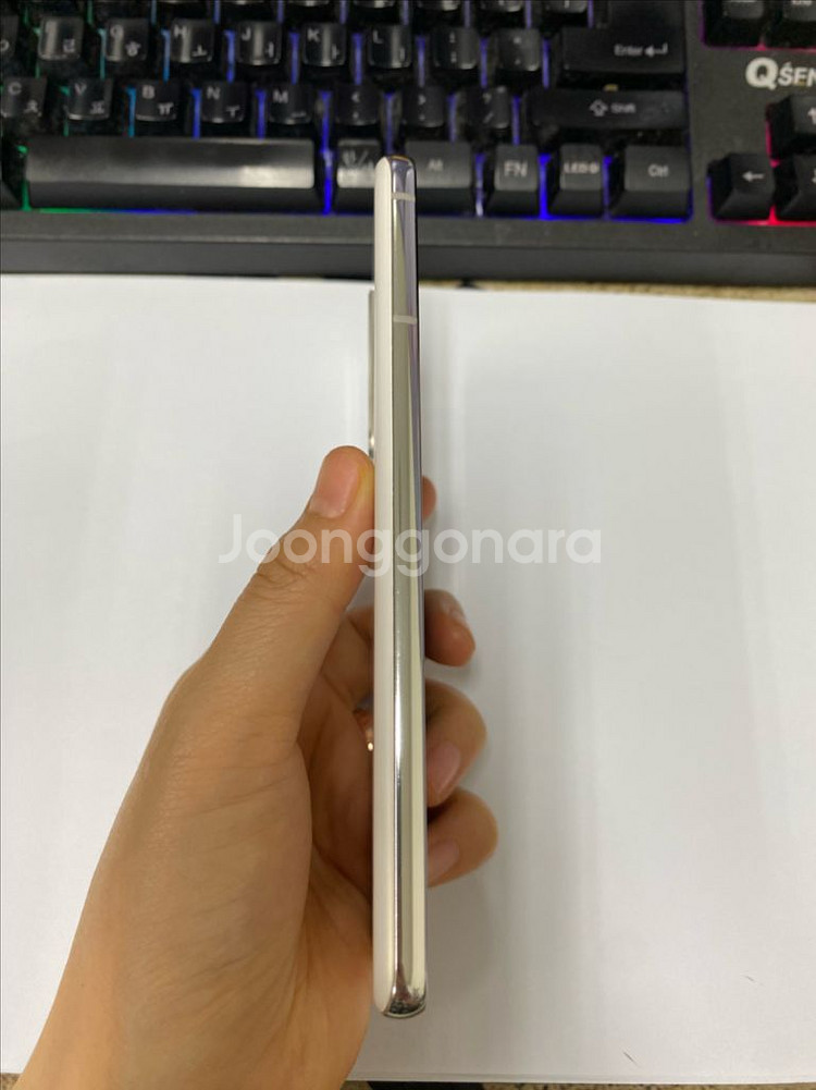 KT 갤럭시S21 화이트 AA급 256G 무잔상--4