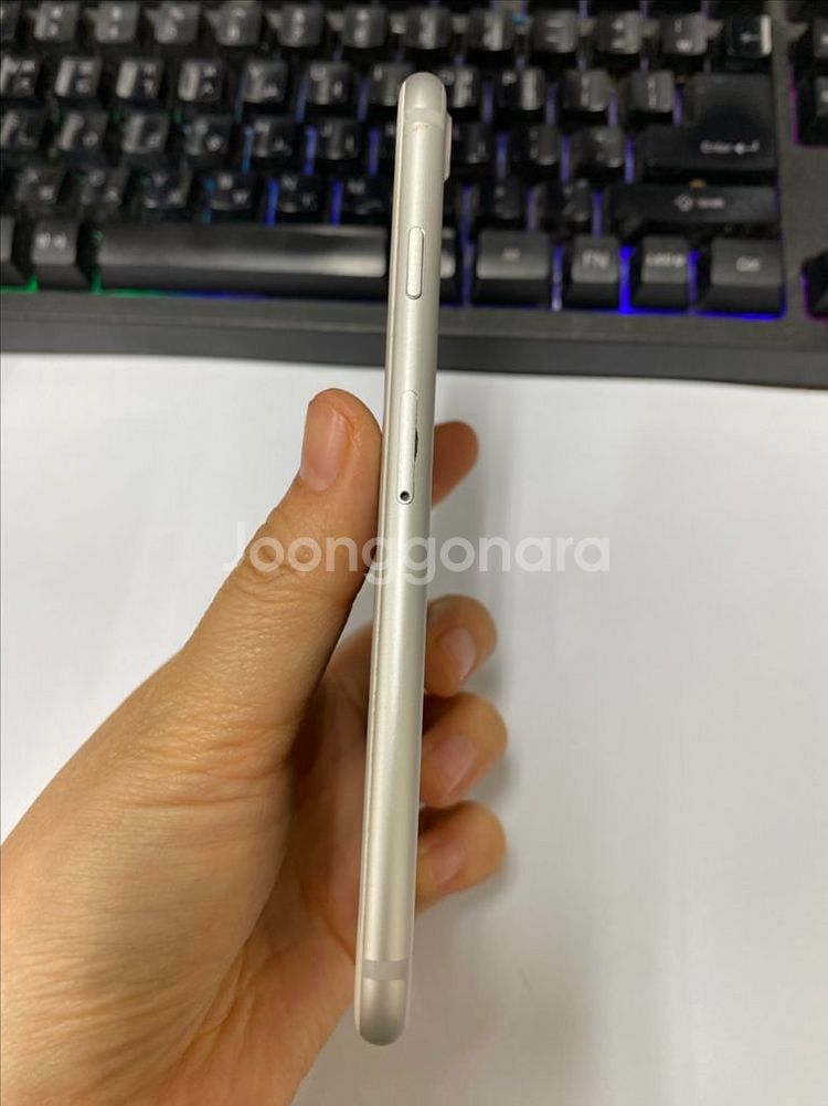 아이폰7 실버 외관S급 32GB 배터리100% 녹음X--5