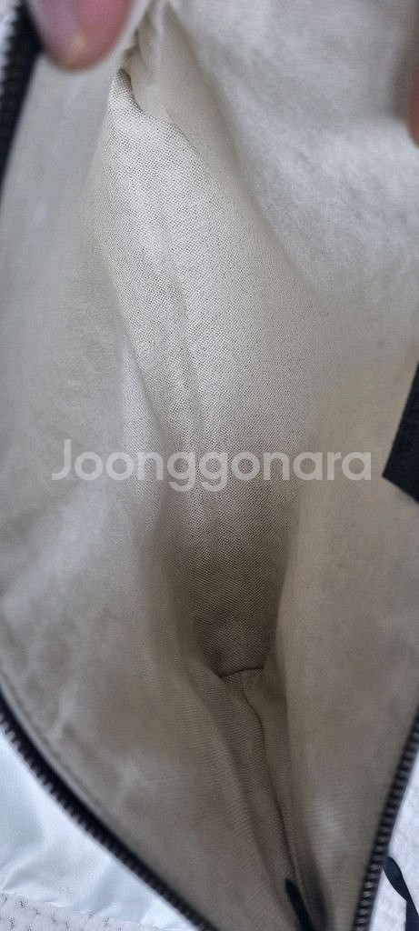 <신형> 구찌 띠로고 클러치(스트랩 버전)--7