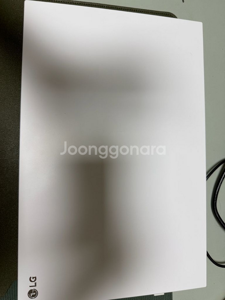 LG 울트라PC 15 (화이트) 노트북 판매합니다--1