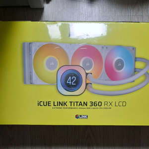 커세어 타이탄 360 lcd
