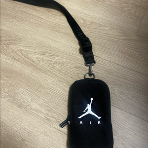 나이키 에어 목걸이형 케이스