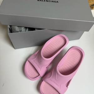 발렌시아가샌들