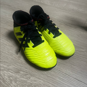 아디다스 프레데터 실내축구화(풋살화) 185~190mm