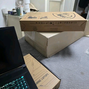 MSI 게이밍노트북 라이젠7 8845