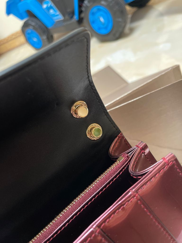 불가리 세르펜티 포에버 숄더백(5월7일까지만 가격내림) 이미지