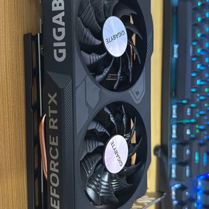 기가바이트 RTX 4060 새상품급