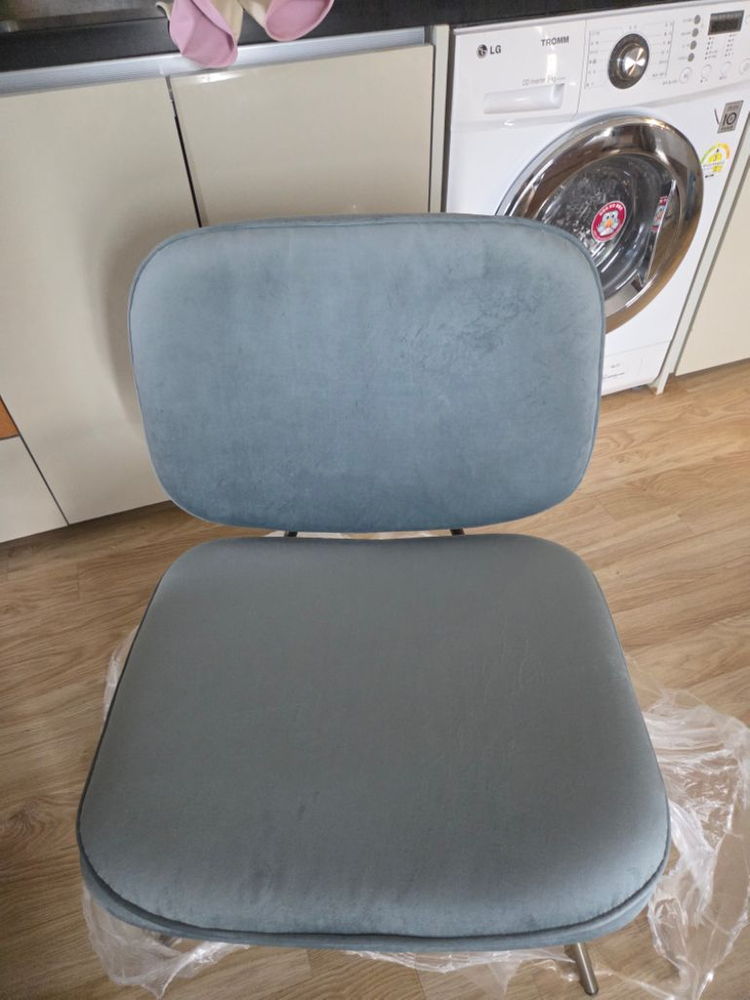 까사알렉시스 벨라운지체어 이미지