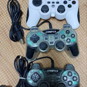 조이트론 XBOX360호환 블루투스 게임 패드
