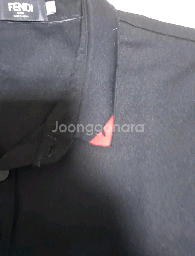 펜디 정품 카라티 레드포인트 폴로 카라티 100사이즈--2
