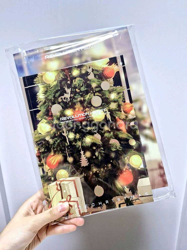 리레볼루션(구 레볼루션하트) 앨범 일괄 판매합니다--1