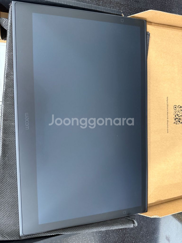 와콤 무빙크 DTH135K0C 타블렛--4