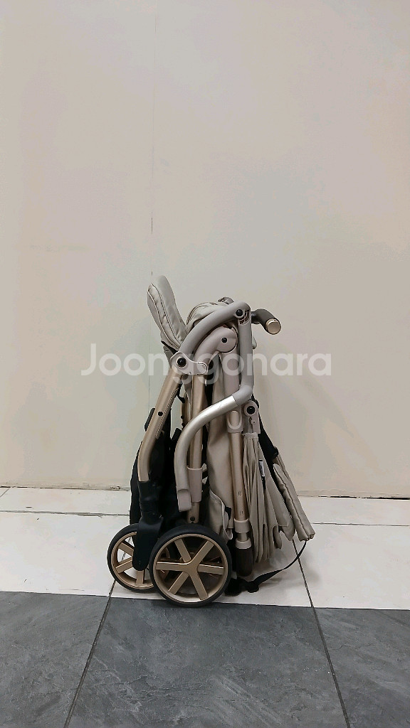 최고급 명품 럭셔리 초경량 기내반입 유모차 타보 오토폴--7