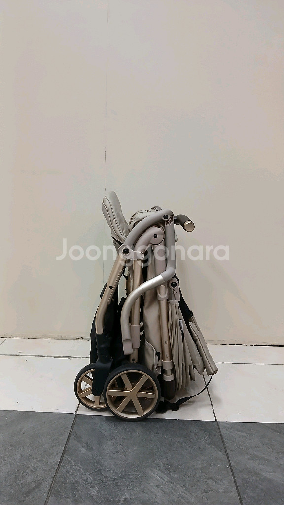 최고급 명품 럭셔리 초경량 기내반입 유모차 타보 오토폴--7