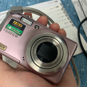 후지 F80 EXR 디카 빈티지카메라 팝니다.