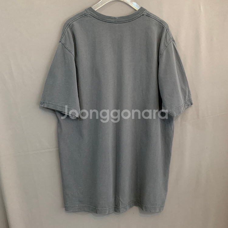 M 칼하트 오리지널핏 로고 패치 포켓 반팔티--1