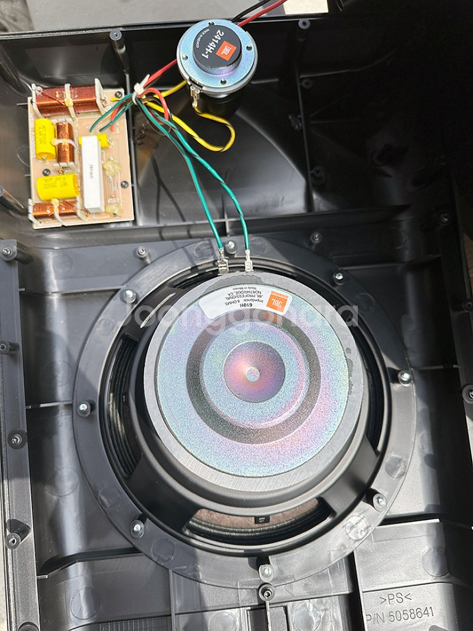JBL 10인치 2웨이 스피커 9300--2
