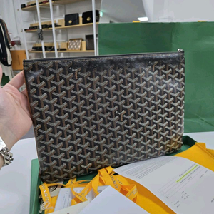 고야드 블랙탄 클러치백mgm