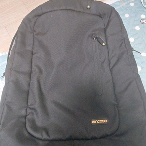 Incase 검정 백팩 중고 급처 5천원