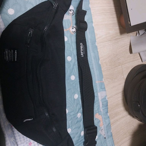 레프트필드 검정 힙색 급처 5천원