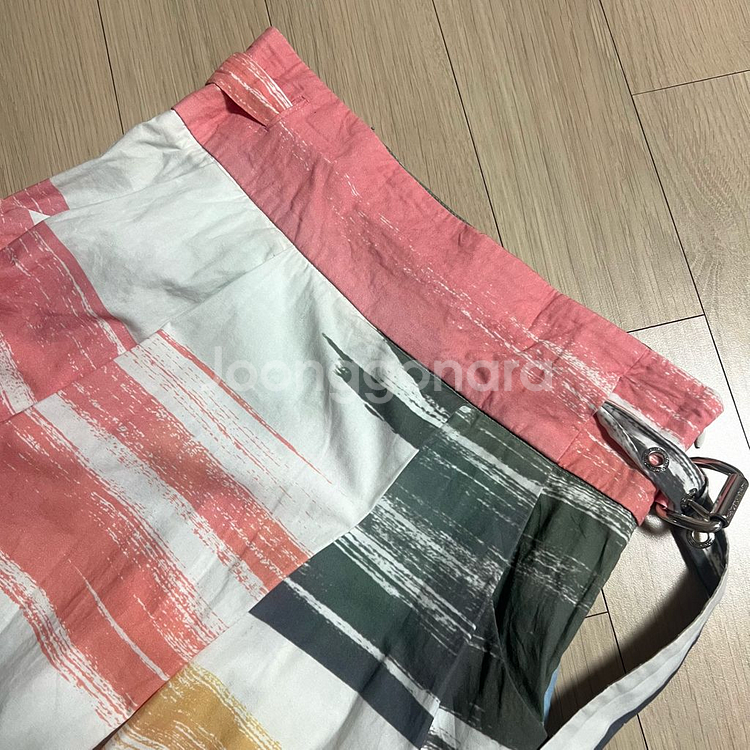 비비안웨스트우드 앵글로매니아 드로잉 패턴 벨트 스커트--2