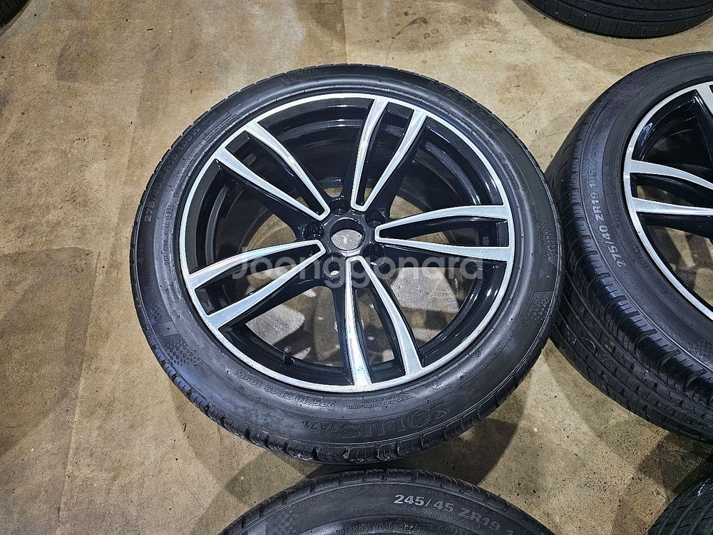 BMW 647M 정품 19인치 휠타이어--3