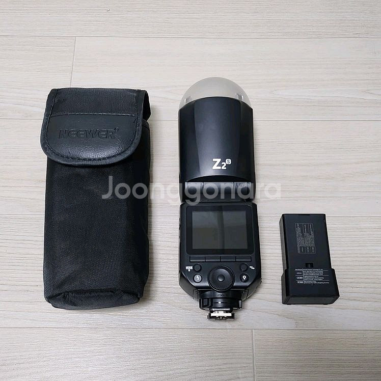 니워 Z2 (S마운트) 카메라 플래시 거의 새제품 판매--0