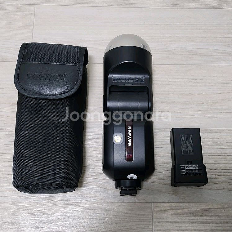 니워 Z2 (S마운트) 카메라 플래시 거의 새제품 판매--1