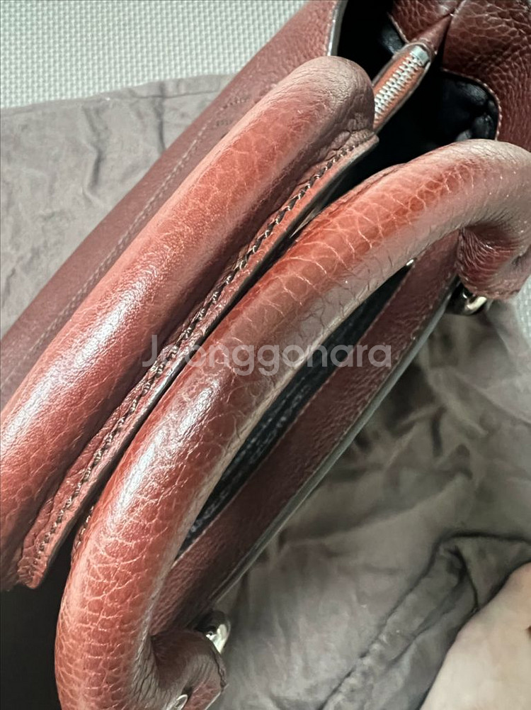 셀린느 꼬냑 소가죽 레더 토드백--2