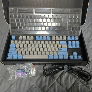 레오폴드 FC750R 그레이블루 흑축