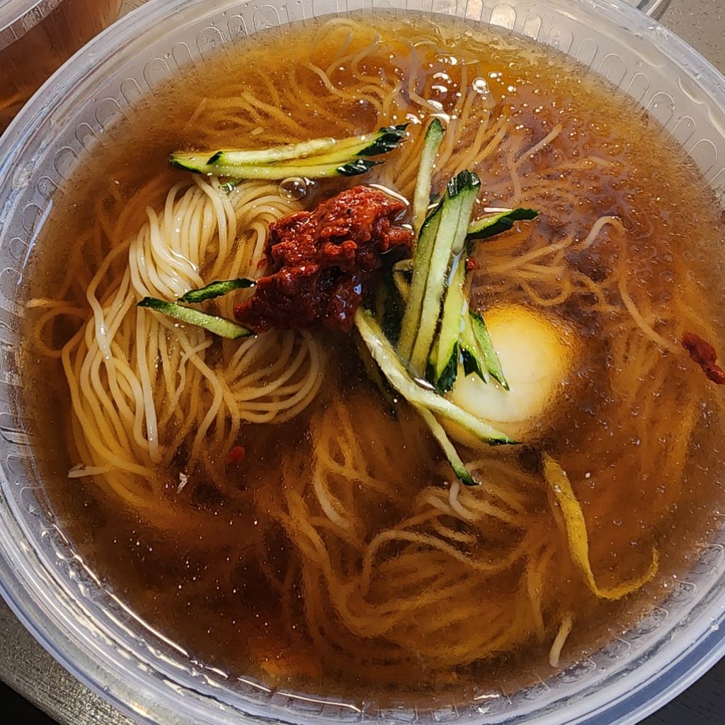 바밍타이거 일요일 콘서트 티켓 구해요
