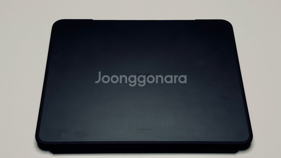로지텍 콤보터치 아이패드 프로 m4 13인치 영문자판--2